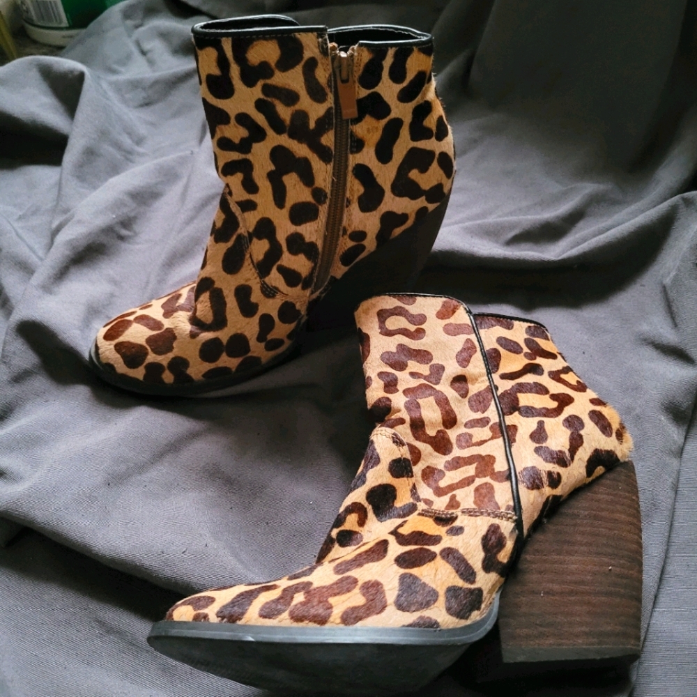 Very Volatile | Leopard Ponyhair Wedge Bootie 9